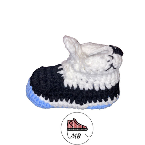 Knitted Shoes for Infants - Black and Light Blue - MumyBuddy